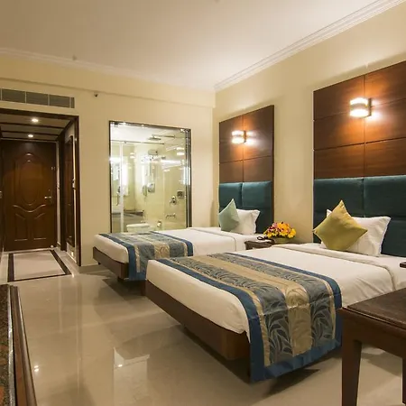 Shenbaga Hotel And Convention Centre Pondicherry Room photo