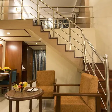 Shenbaga Hotel And Convention Centre Pondicherry Room photo