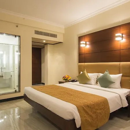 Shenbaga Hotel And Convention Centre Pondicherry Room photo