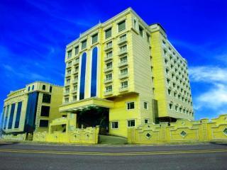 Shenbaga And Convention Centre Hotel