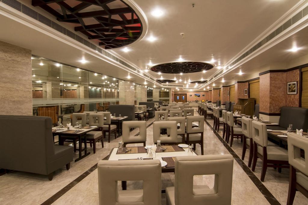 Shenbaga And Convention Centre Hotel